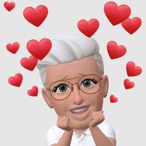 Meet your Posher, Teresa